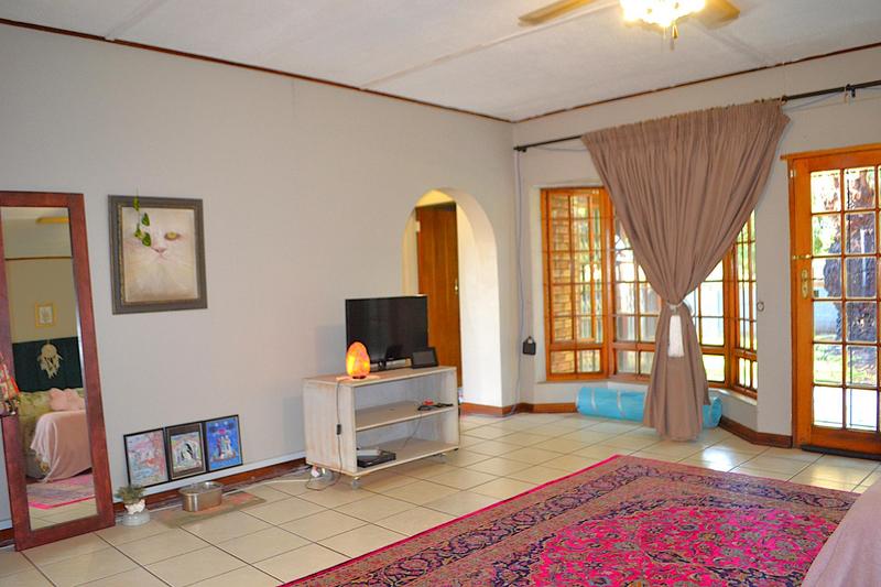 To Let 4 Bedroom Property for Rent in Vyfhoek A H North West